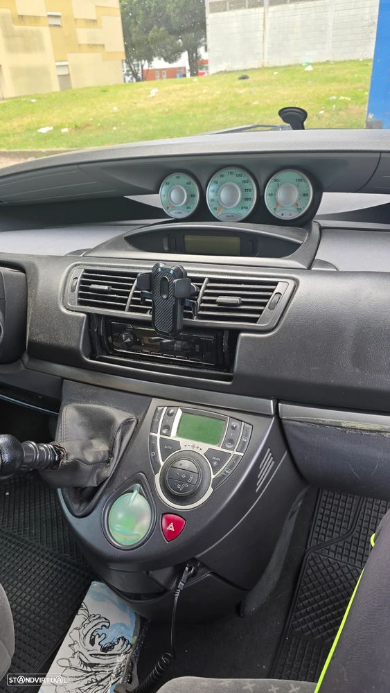 Peugeot 807 2.2 HDi - 14