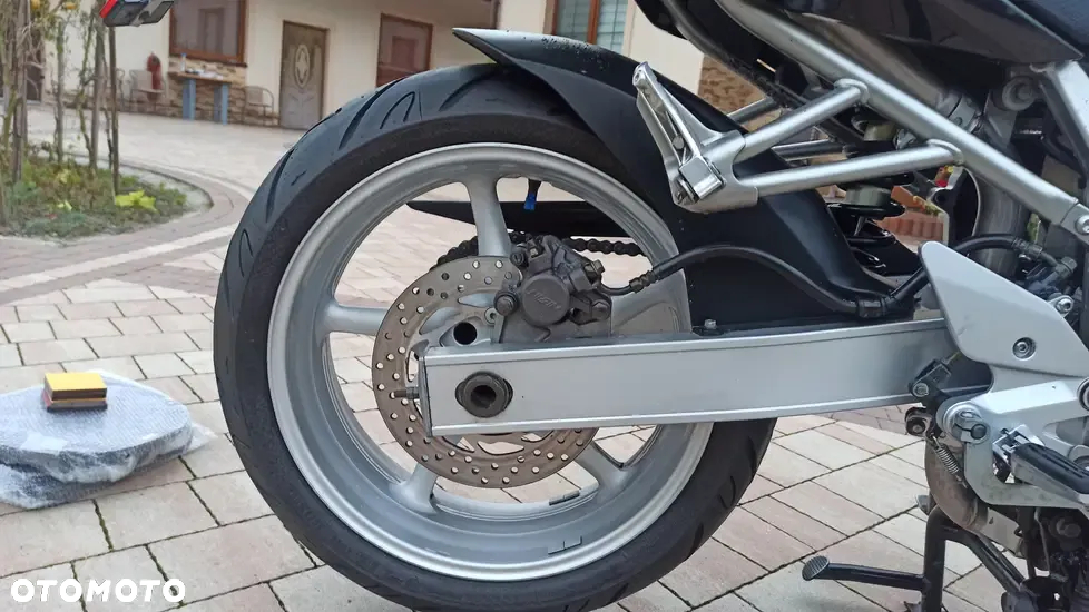 Yamaha FZ6 - 23