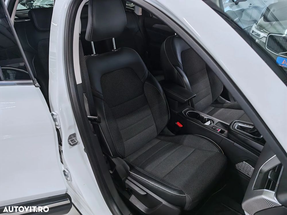 Renault Arkana E-TECH Intens - 10