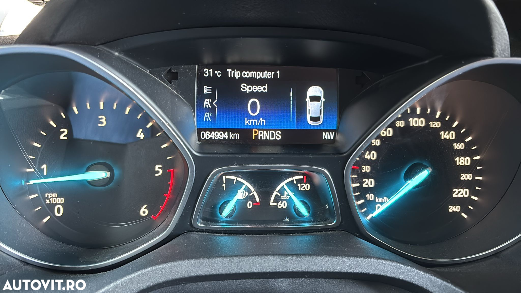 Ford Kuga 2.0 TDCi 4WD Powershift ST-Line - 19