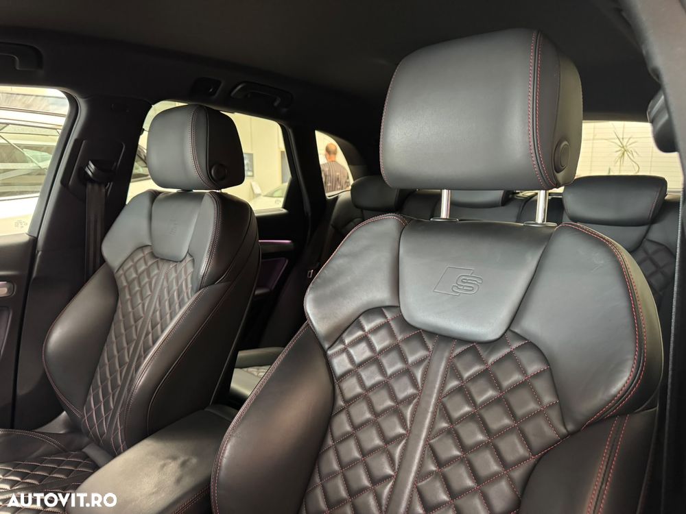 Audi Q5 50 TFSIe quattro S tronic S line business - 11