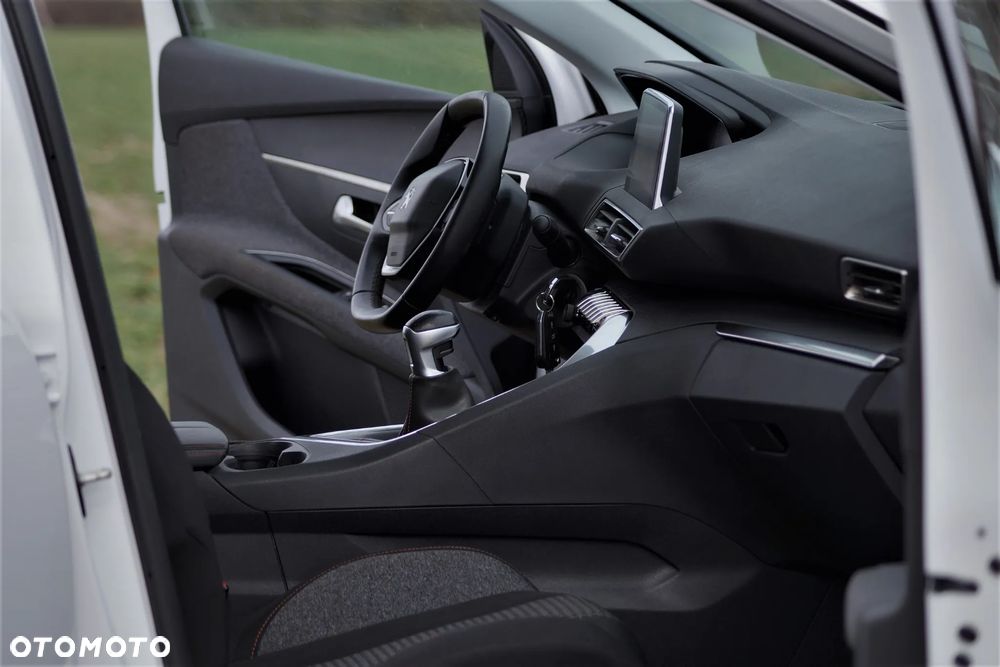 Peugeot 3008 - 25