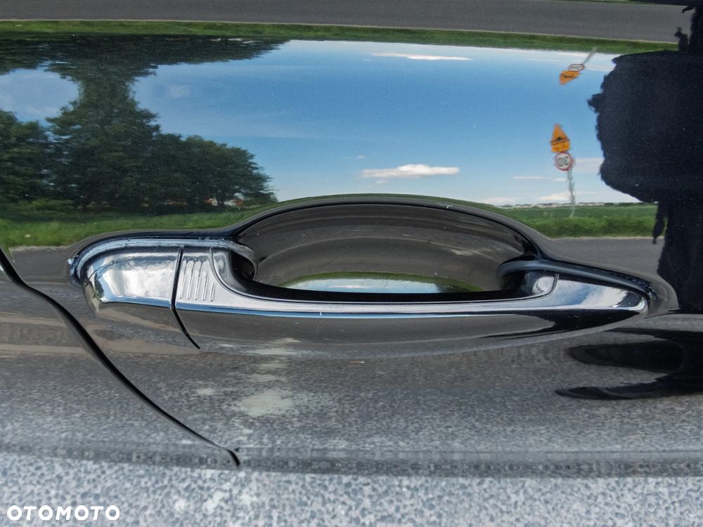 BMW Seria 3 318d M Sport Shadow - 30