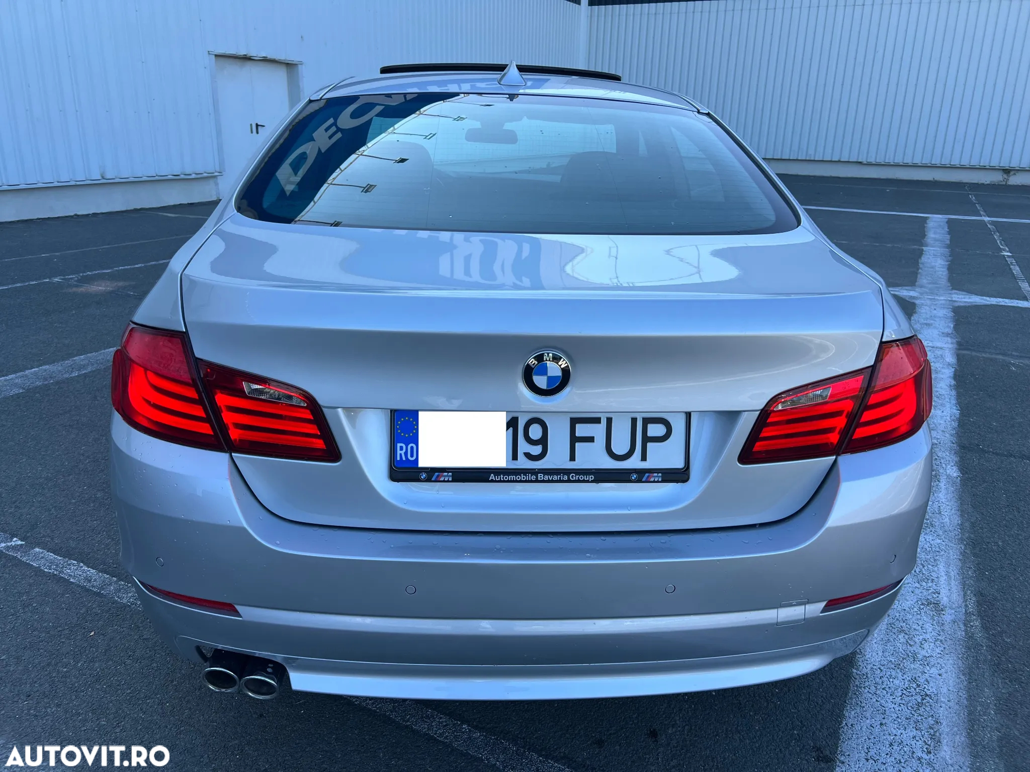 BMW Seria 5 520d - 14