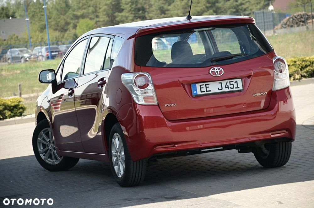 Toyota Verso - 8