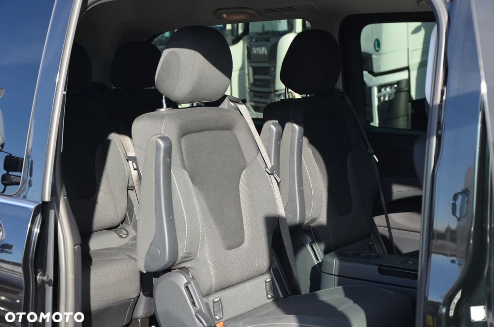 Mercedes-Benz Klasa V 250 (BlueTEC) d Avantgarde 7G-Tronic - 11