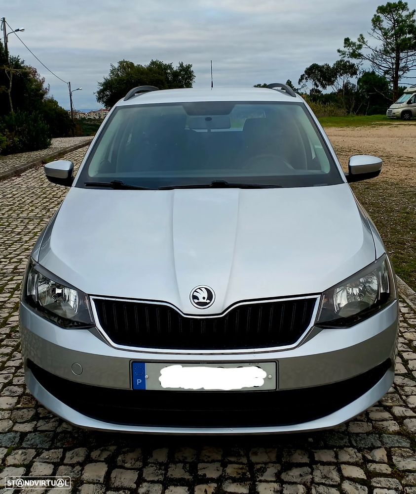 Skoda Fabia Break 1.0 Active Plus - 22