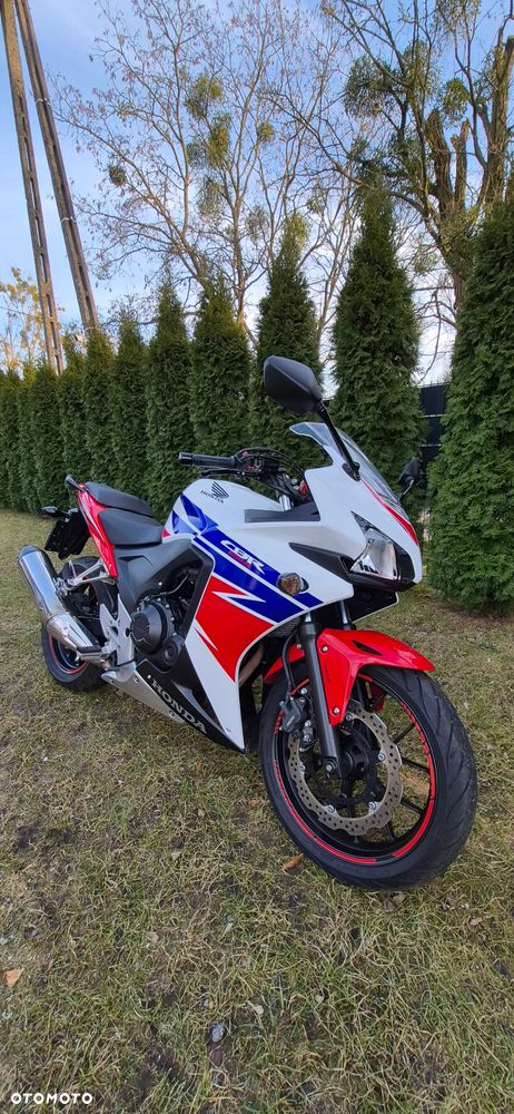 Honda CBR - 1