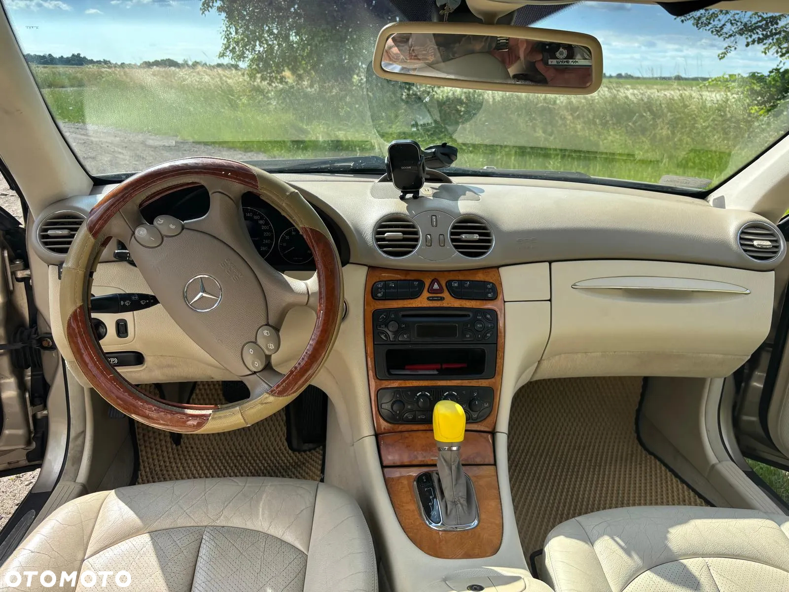 Mercedes-Benz CLK - 22