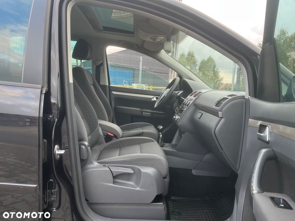 Volkswagen Touran 1.6 Trendline - 27