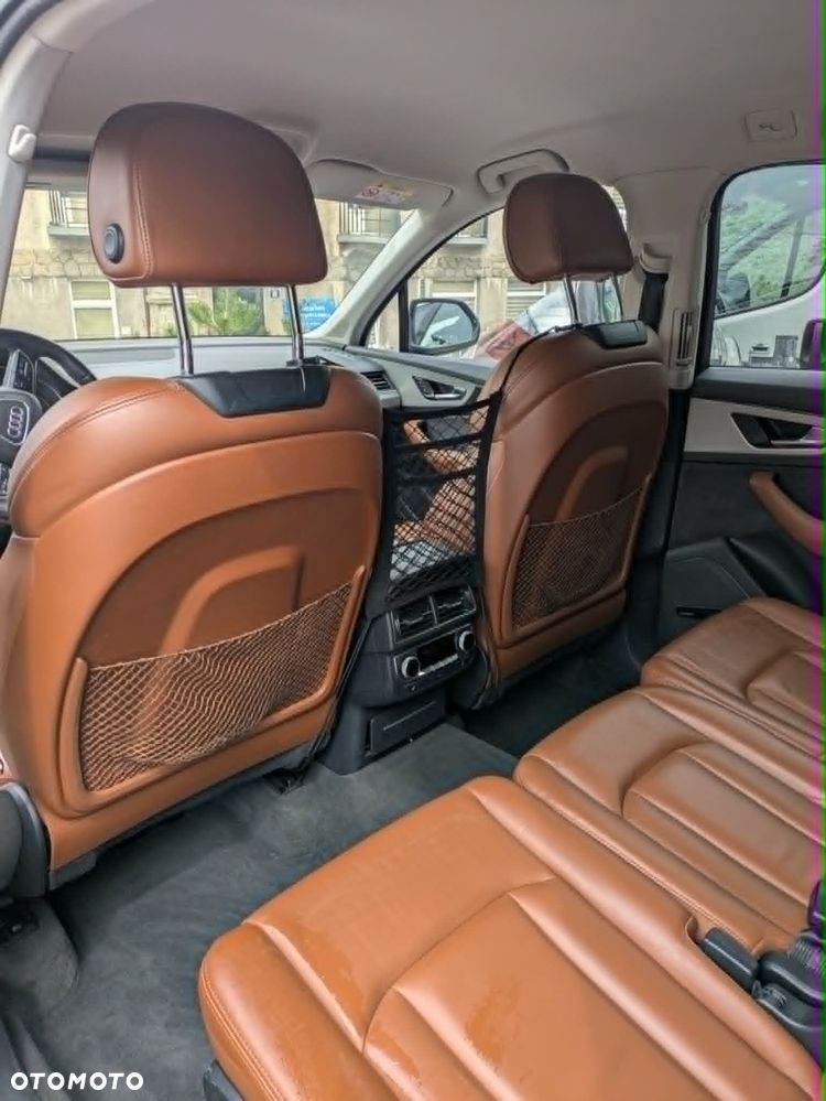 Audi Q7 - 6