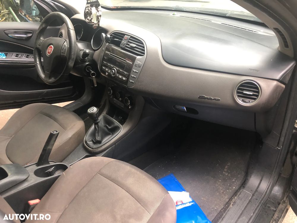 Dezmembrez Fiat Bravo 2 negru 1,6 2008 - 6