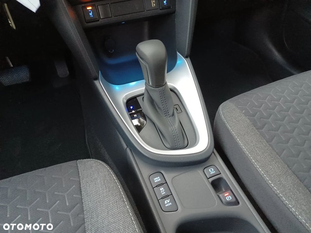 Toyota Yaris Cross Hybrid 1.5 Style AWD - 8