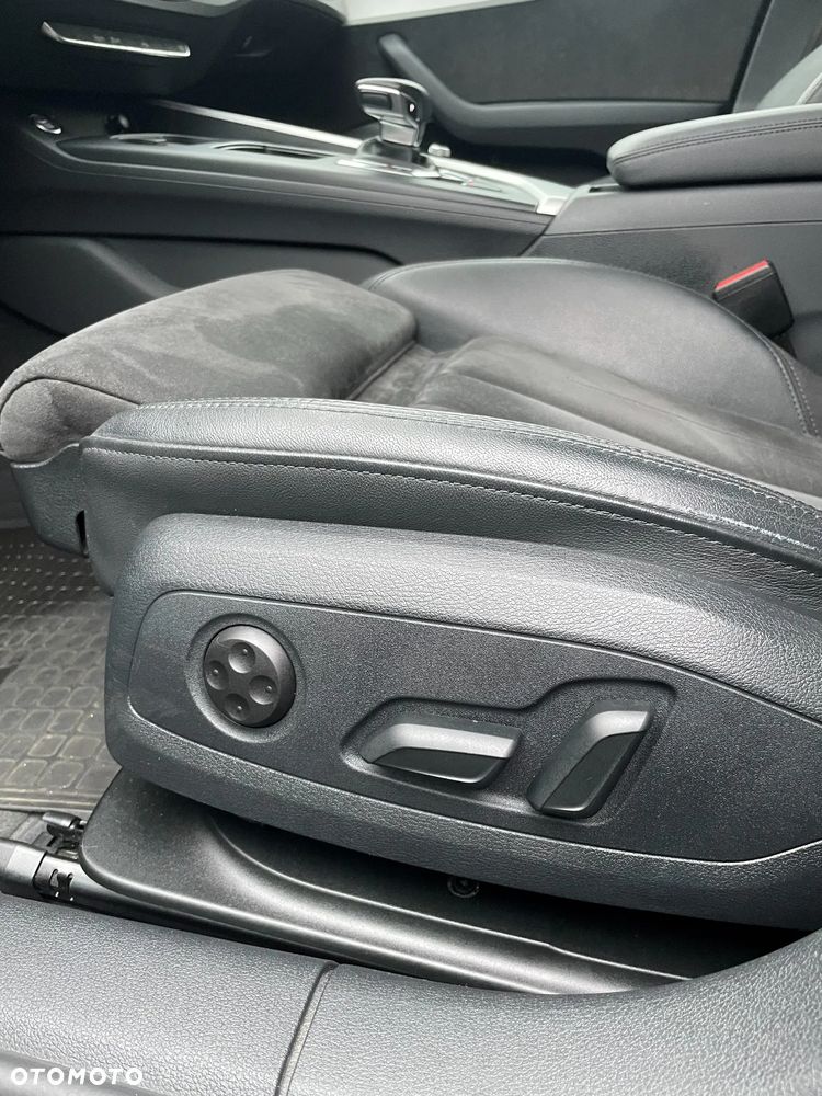 Audi A4 Limousine 35 TFSI mHEV S tronic - 14