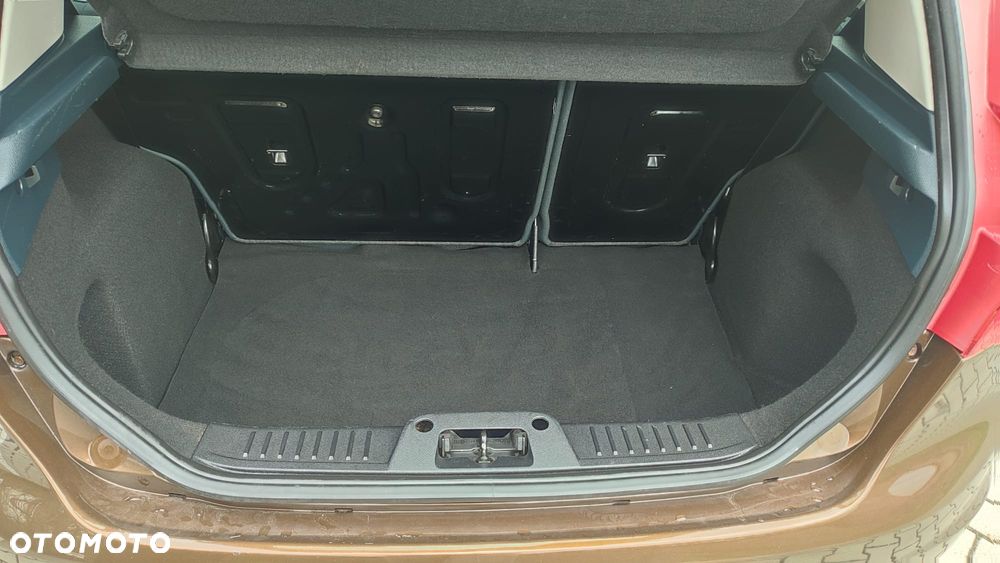 Ford Fiesta 1.4 Titanium - 12