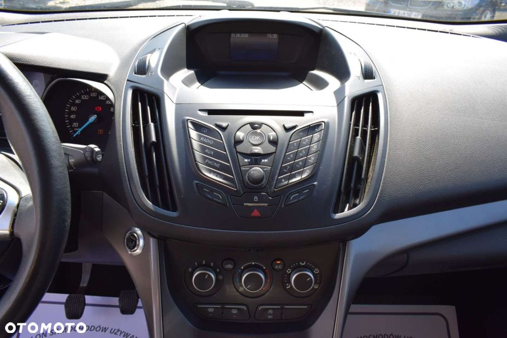 Ford Kuga - 31