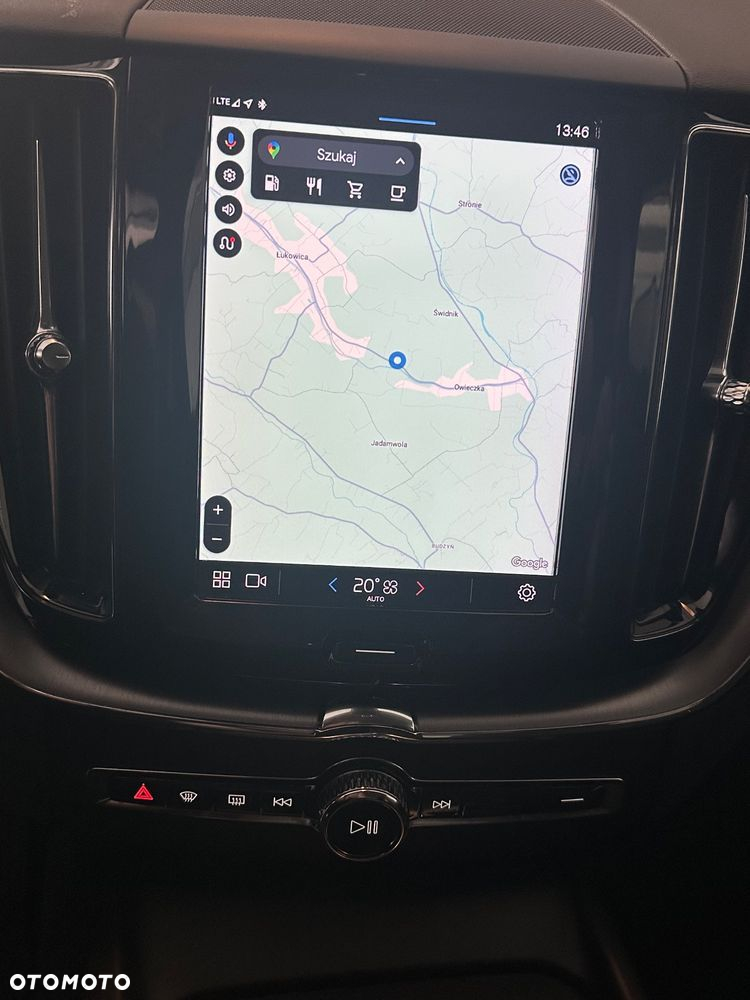 Volvo XC 60 B4 D Geartronic Momentum Pro - 25