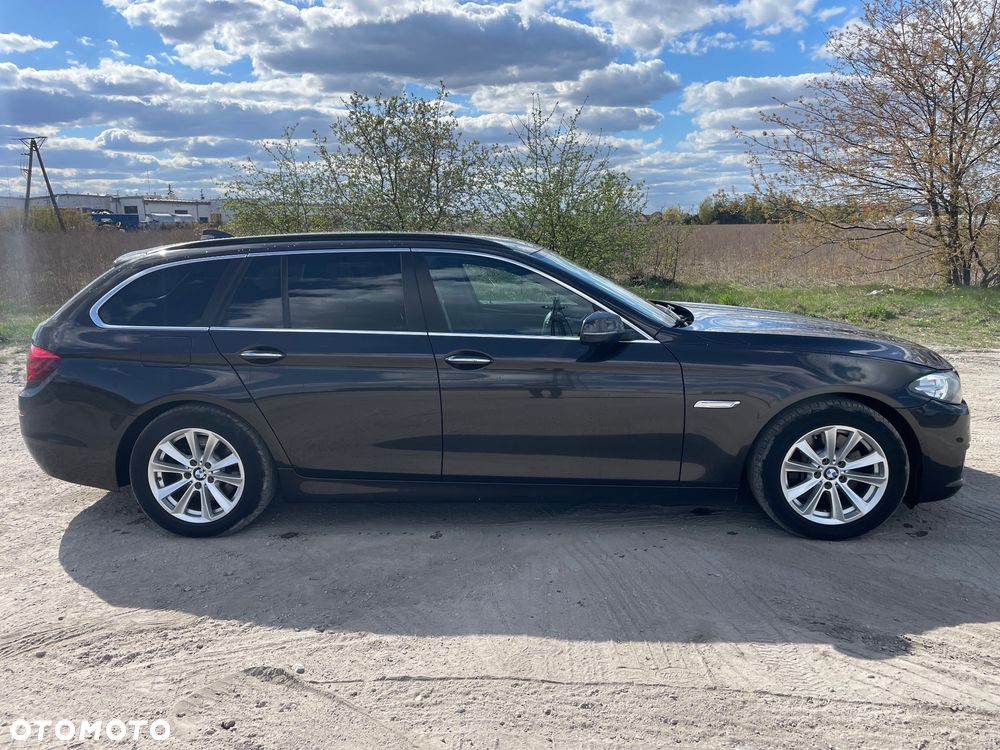 BMW Seria 5 525d Luxury Line - 5