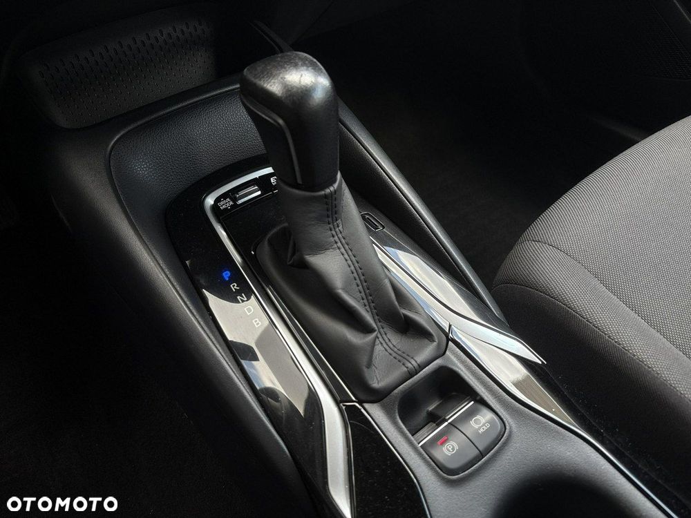 Toyota Corolla 1.8 Hybrid Comfort - 21
