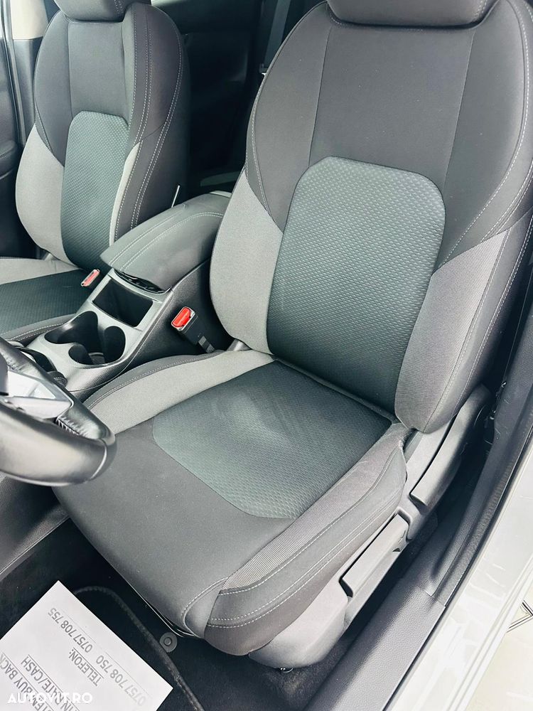 Nissan Qashqai 1.2 DIG-T Xtronic ACENTA - 14