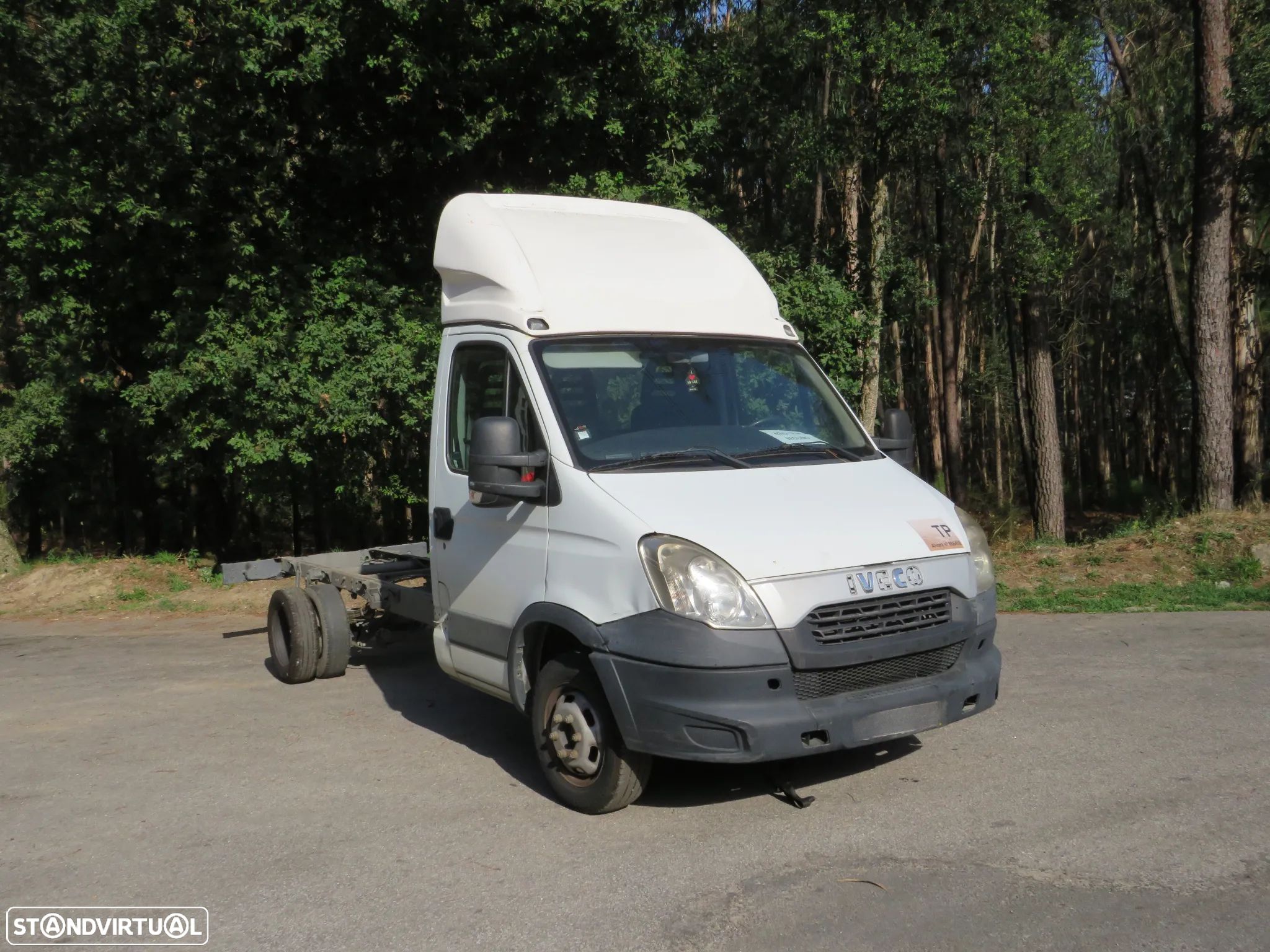 IVECO 35C17 3.0 (170 Cv) de 2014 - Peças Usadas - 1