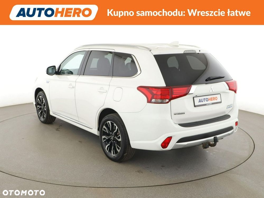 Mitsubishi Outlander Intense + - 5