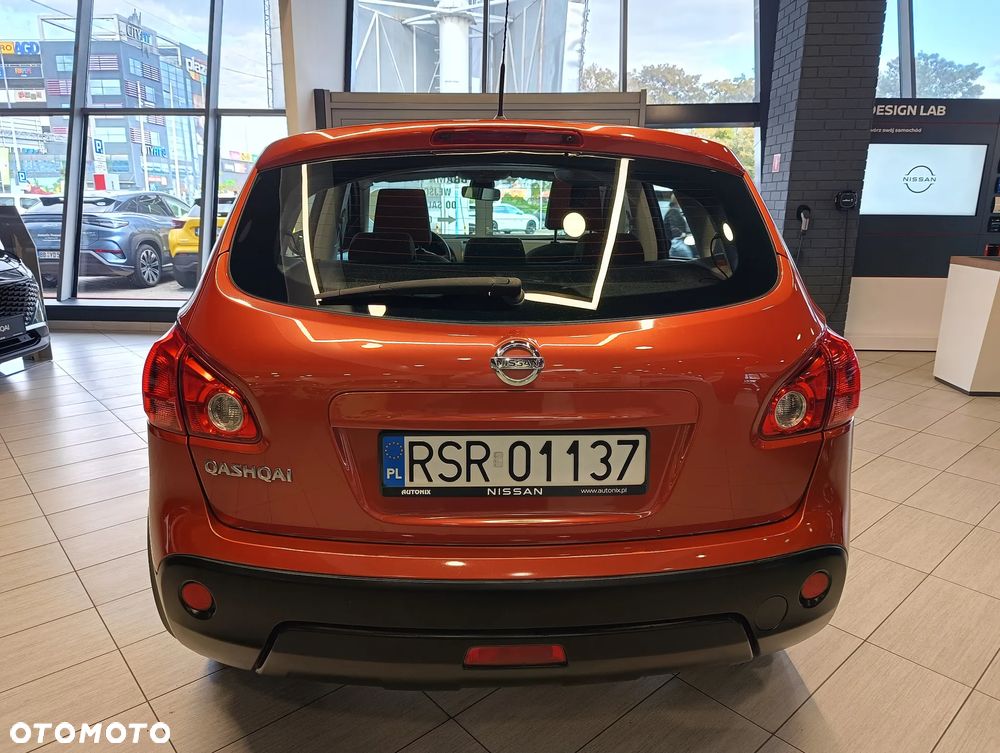 Nissan Qashqai - 4