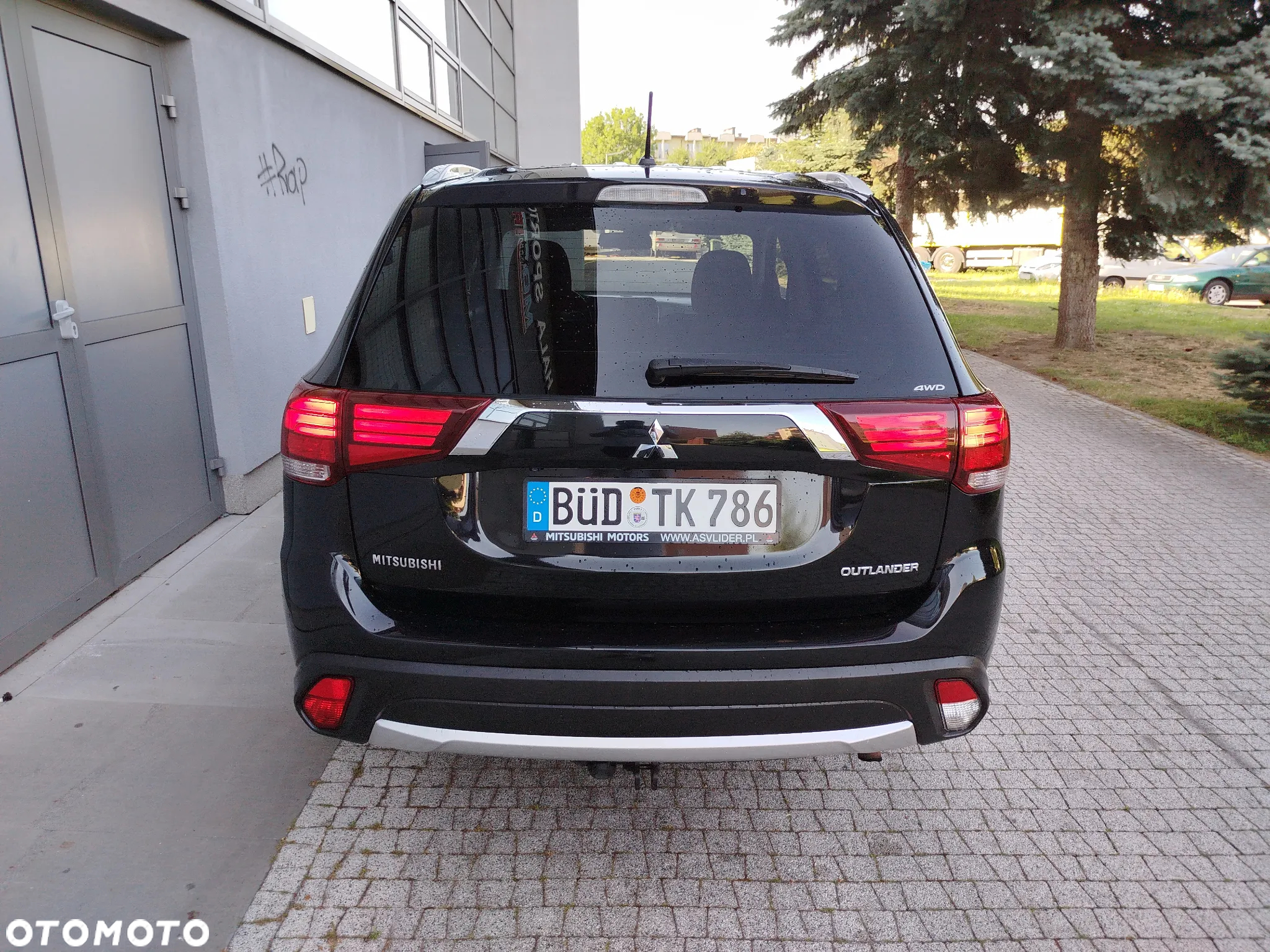 Mitsubishi Outlander 2.2 DI-D 4WD Automatik Diamant Edition - 6