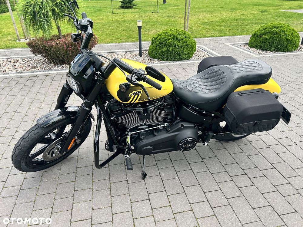 Harley-Davidson Softail Street Bob - 2