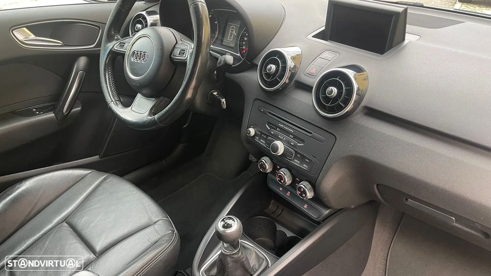 Audi A1 1.6 TDI S line Sport Pack - 11
