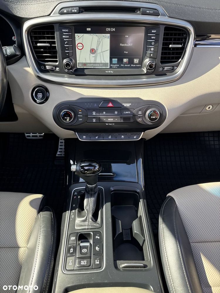 Kia Sorento 2.0 CRDI XL - 24