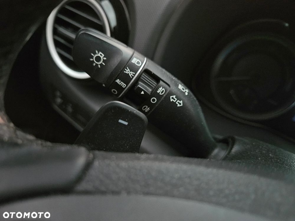 Hyundai Kona 1.6 GDI DCT Premium - 35