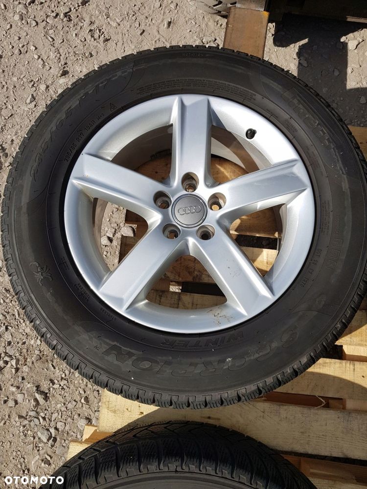 KOŁA ALUFELGI 8R0071497 AUDI Q5 Q3 7.0J x 17 5X112 ET 37 - 6