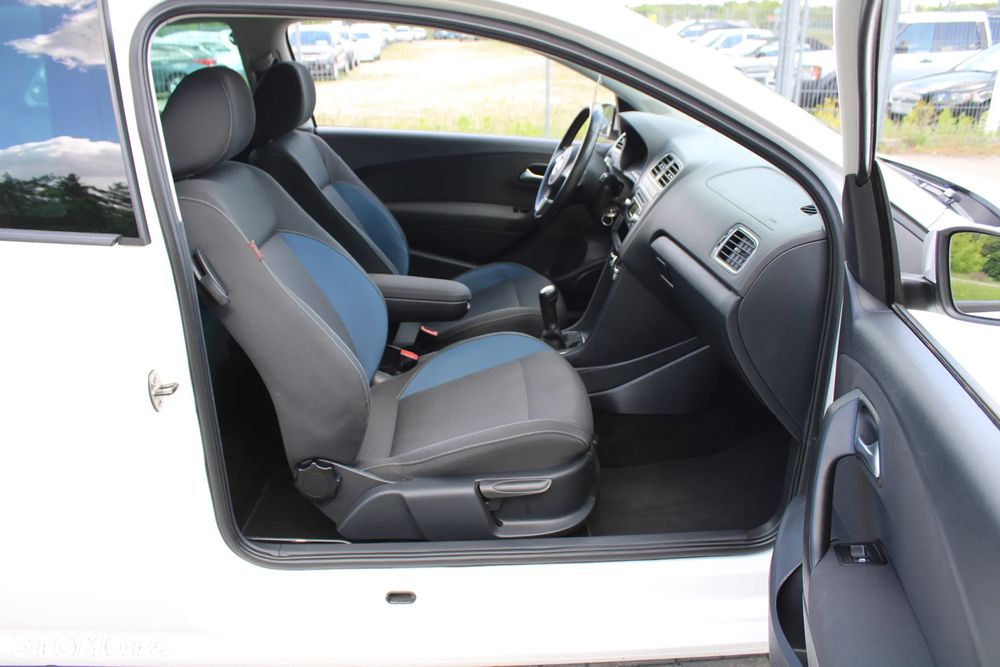 Volkswagen Polo 1.2 Team - 23