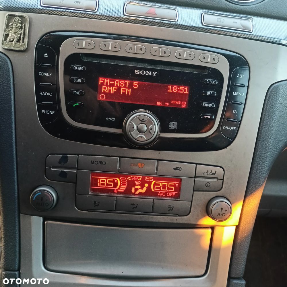 Ford Galaxy 2.0 Concept - 12