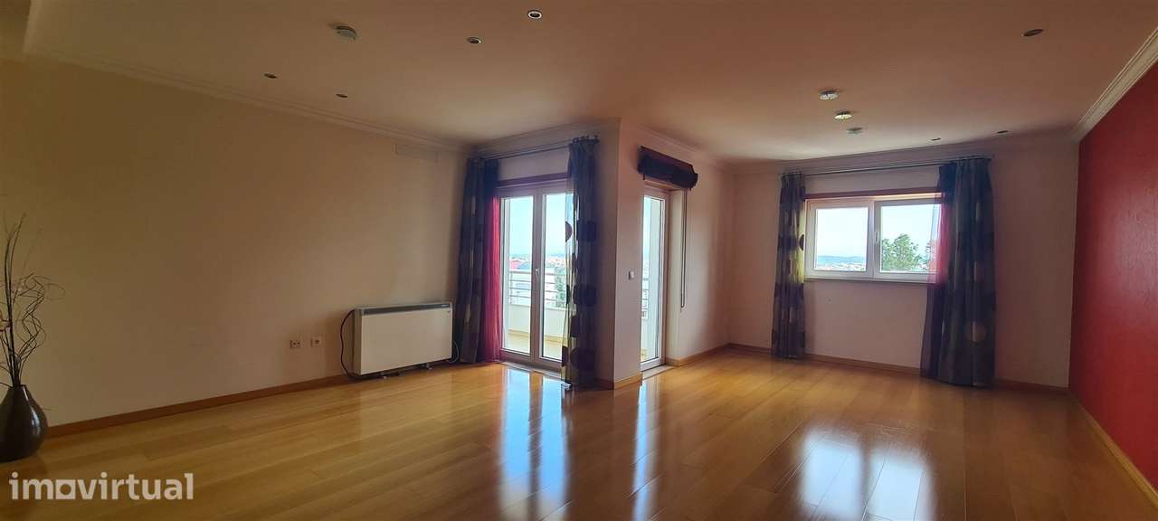 Apartamento T3 Telheiro, Leiria - Grande imagem: 4/17