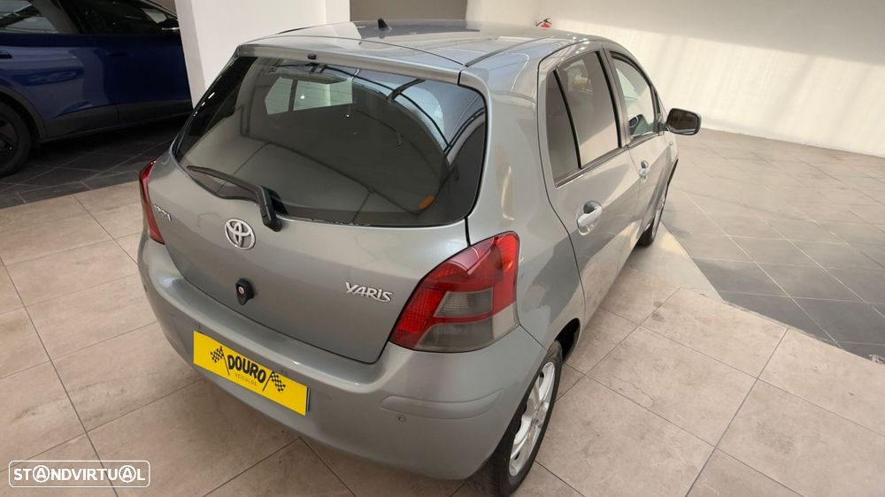 Toyota Yaris 1.4 D-4D Sol - 13