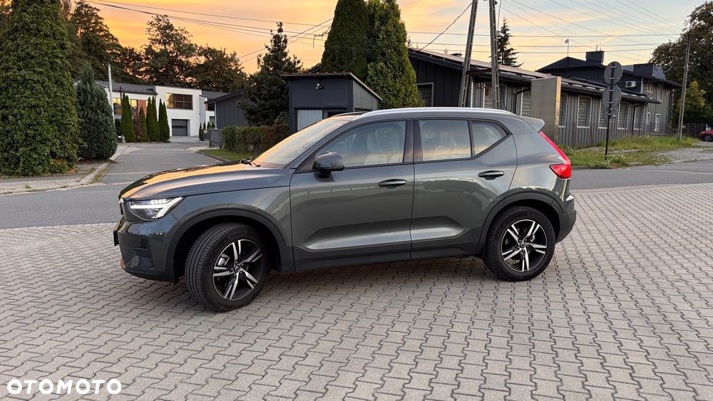 Volvo XC 40 B3 Ultimate Dark - 2