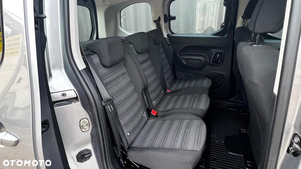 Opel Combo 1.2 Turbo Elite S&S - 41