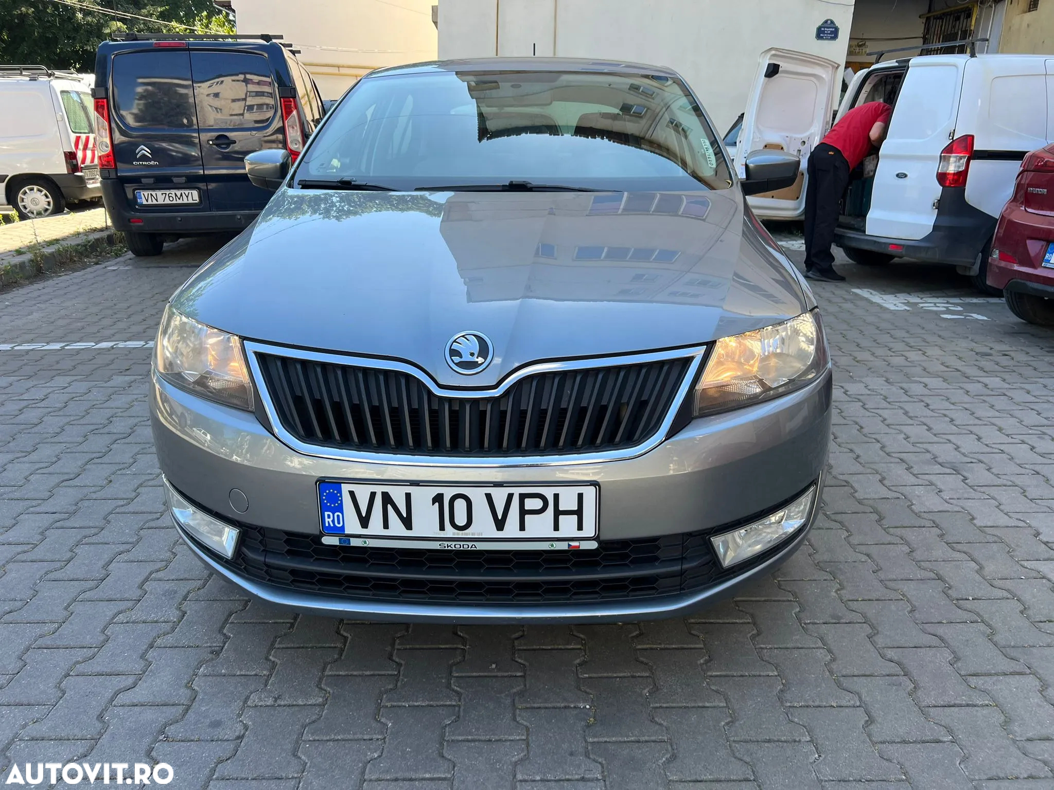 Skoda RAPID 1.6 TDI Elegance - 14