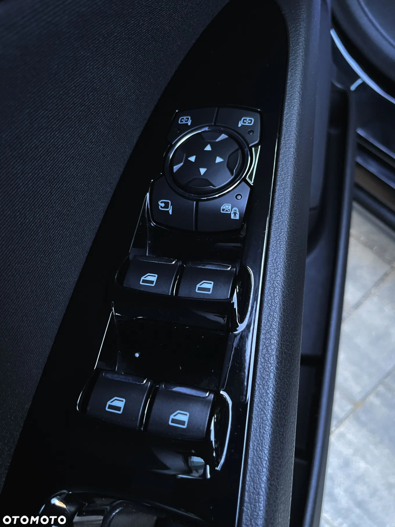 Ford Mondeo - 30