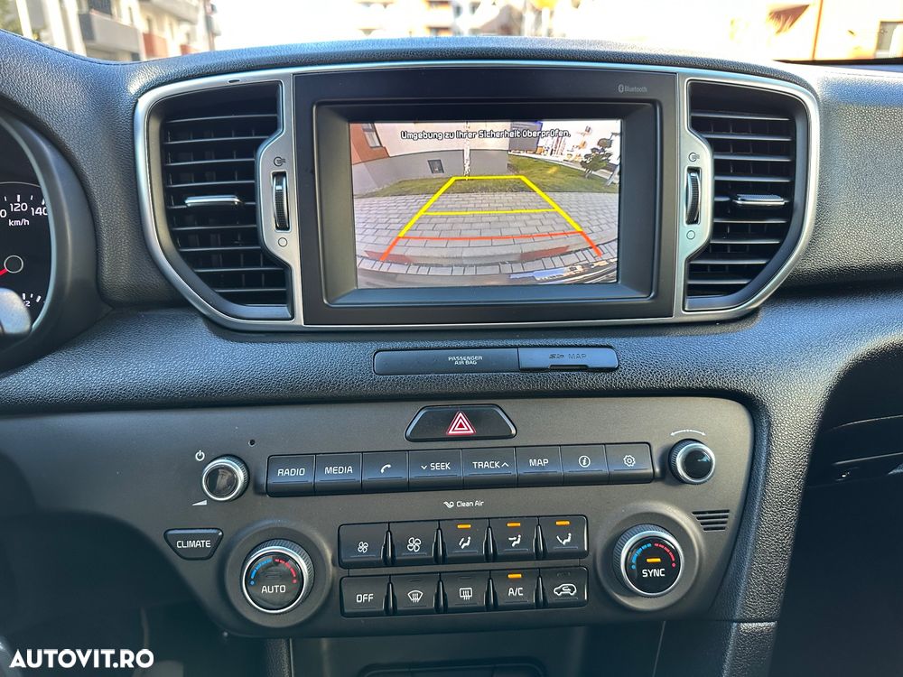 Kia Sportage 1.7 CRDI 2WD ISG Aut. Dream-Team Edition - 24