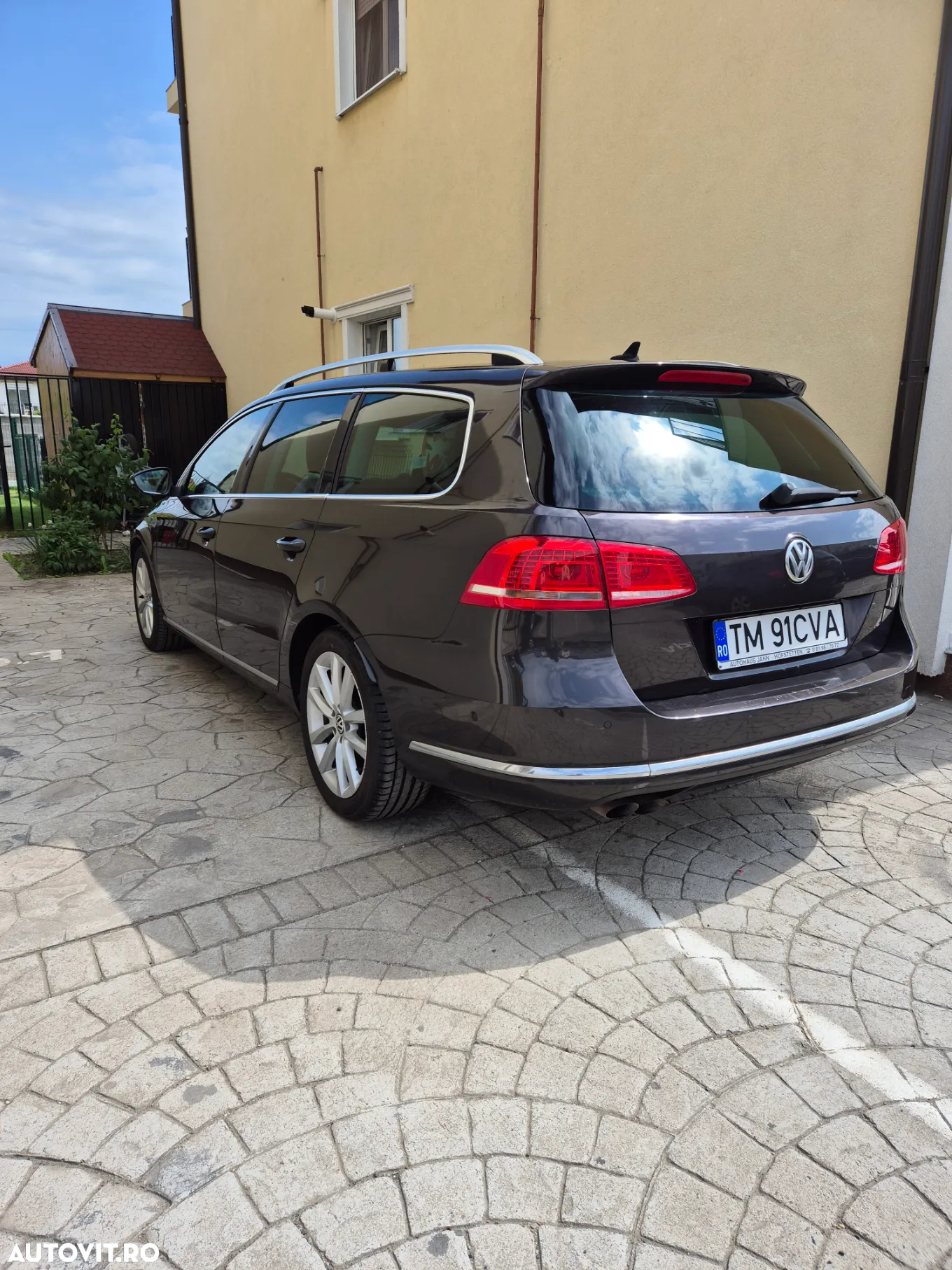 Volkswagen Passat Variant 2.0 TDI DPF DSG Highline - 10