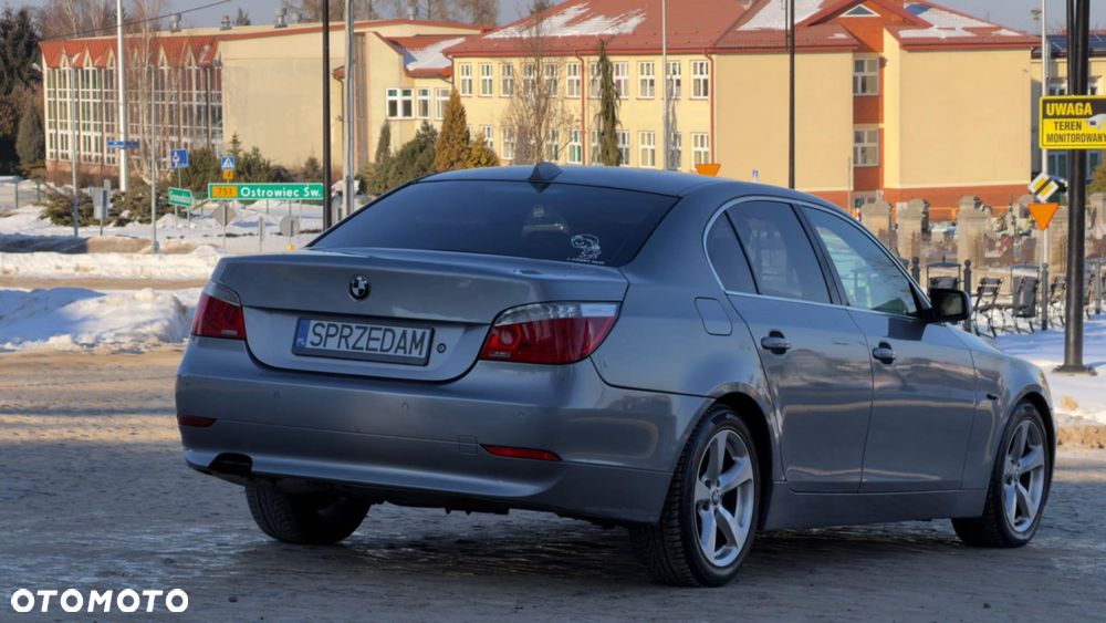 BMW Seria 5 520i Touring Edition Exclusive - 12