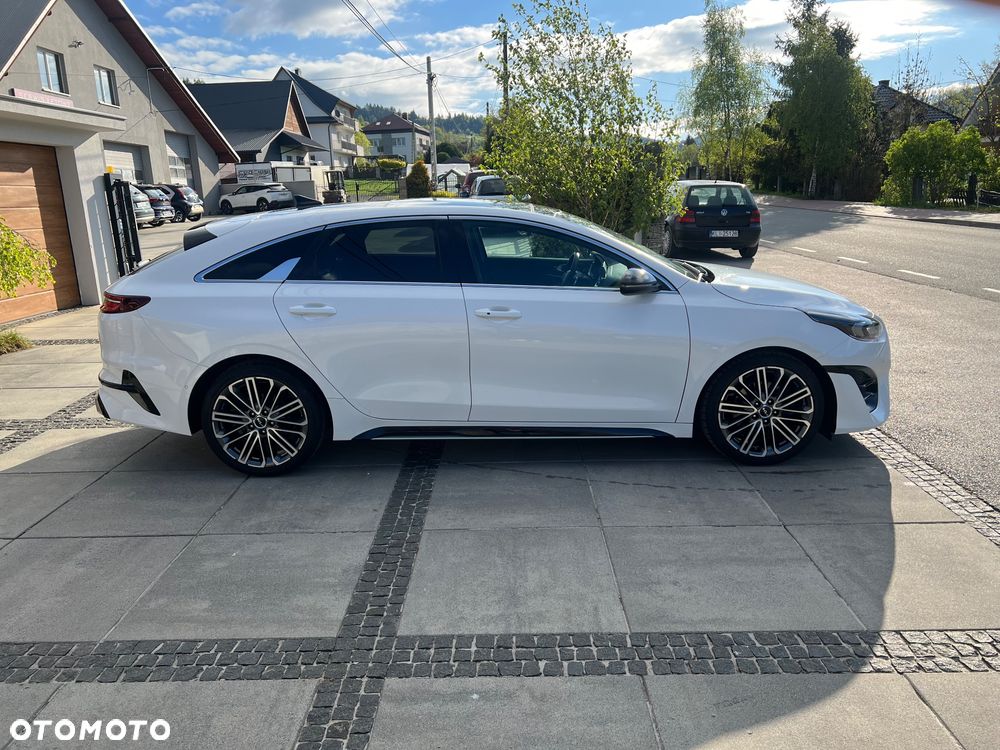 Kia ProCeed 1.5 T-GDI DCT7 OPF GT LINE - 4