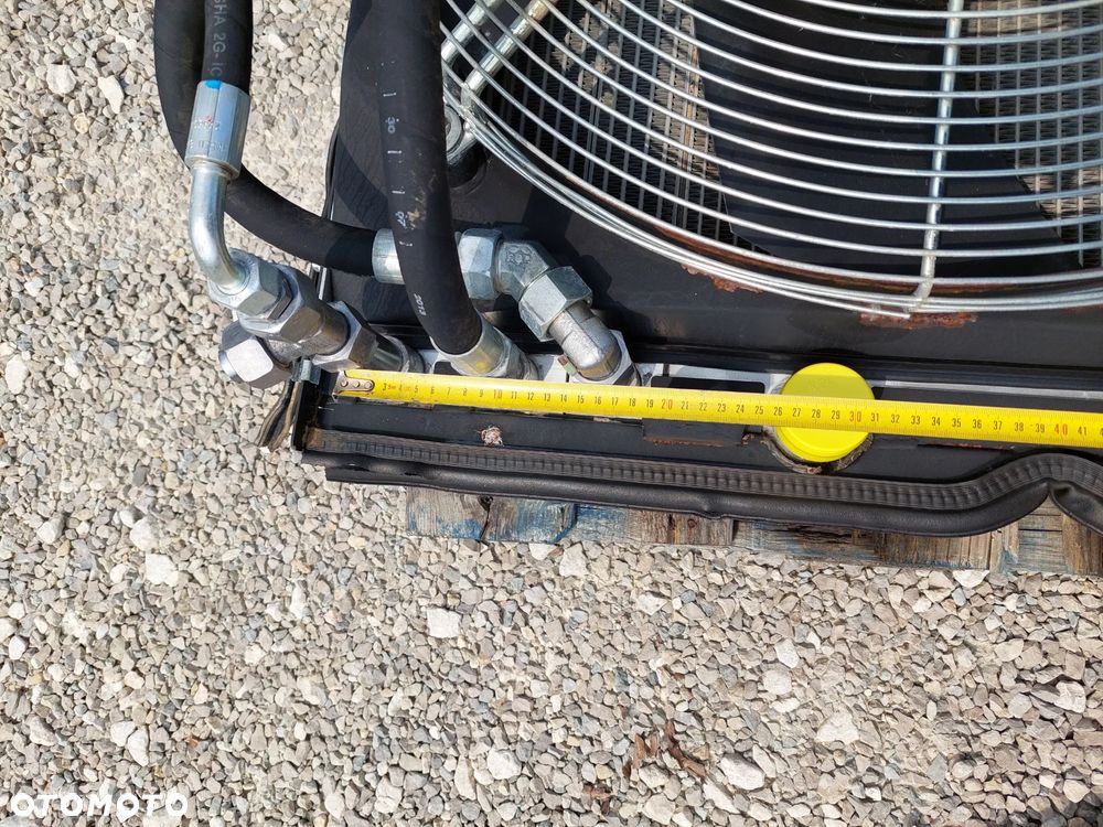 Chłodnica cieczy oleju wody zespół chłodnic intercooler Manitou MT 634,732,932 - 9