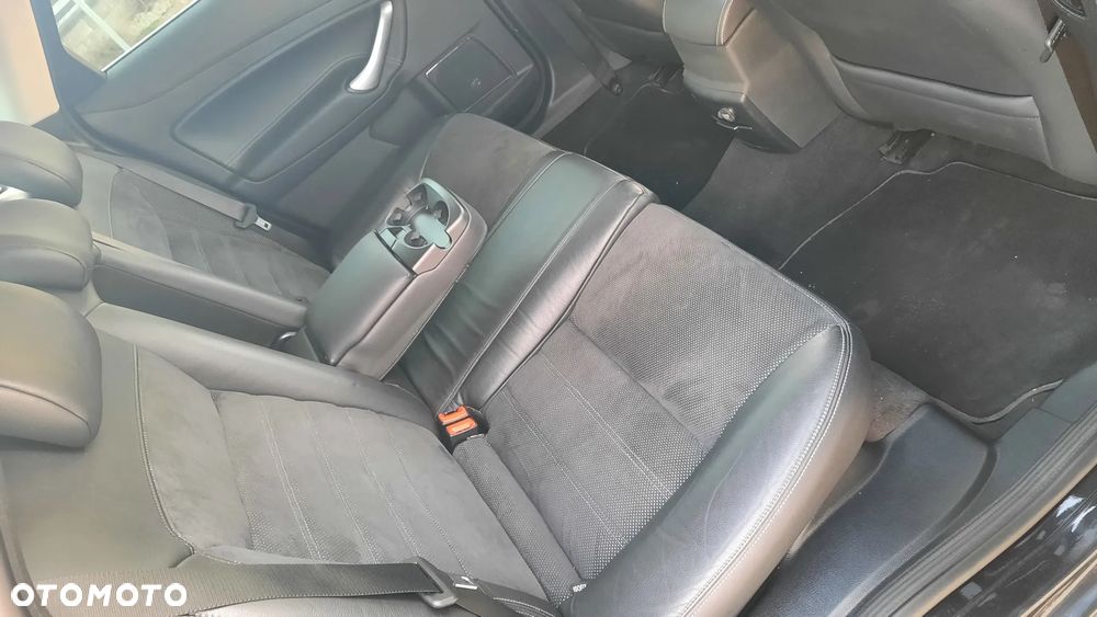 Ford Mondeo 2.5 Titanium S - 24