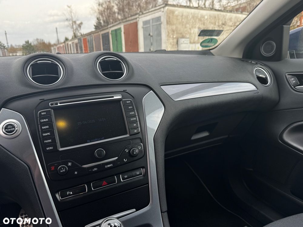 Ford Mondeo 2.0 TDCi Ambiente - 11