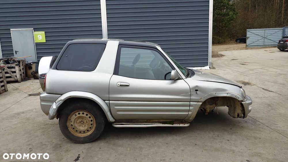 Toyota RAV4 95R 2.0 95 KW x2  NA CZĘŚCI - 9