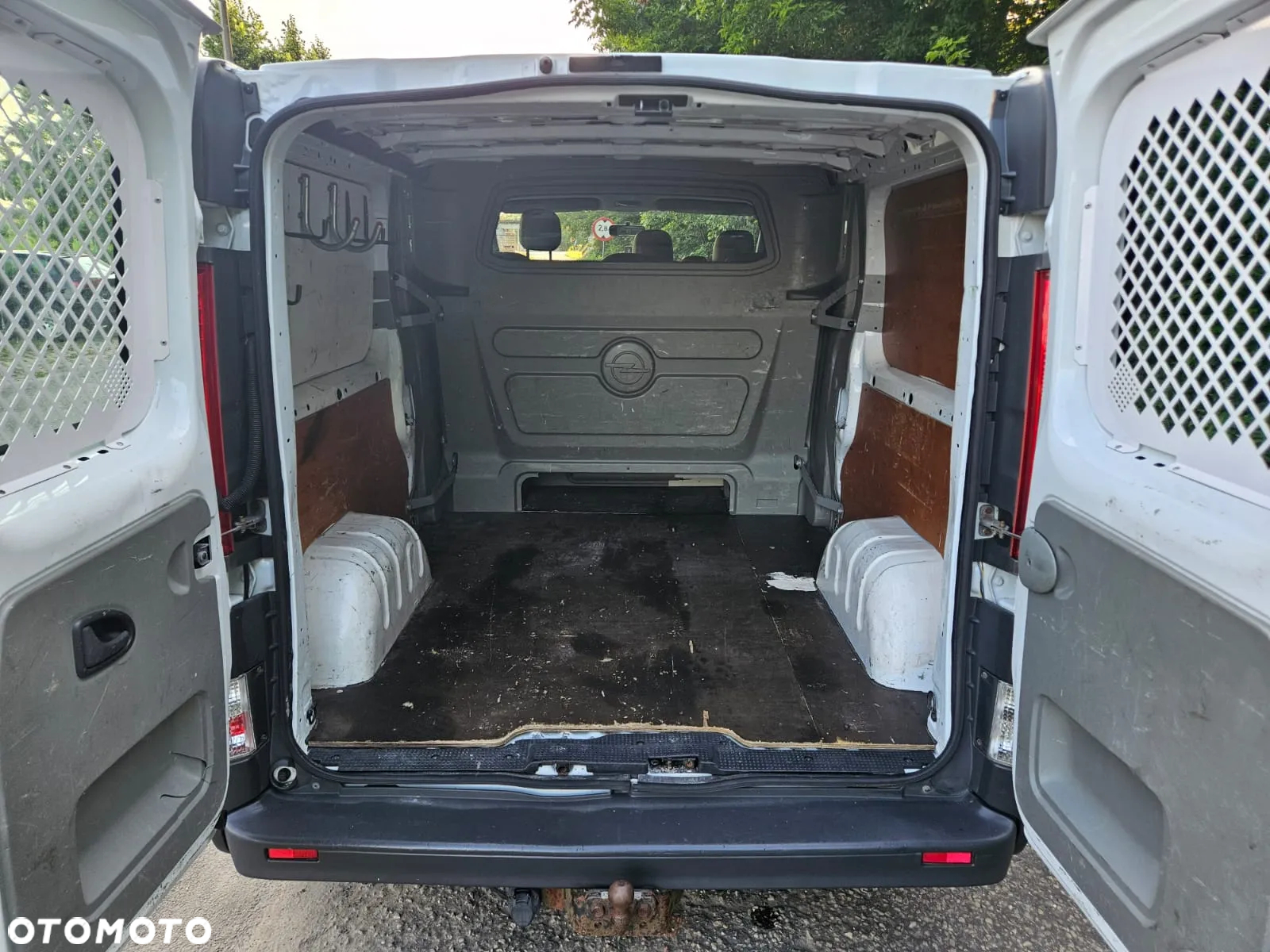 Opel Vivaro - 14